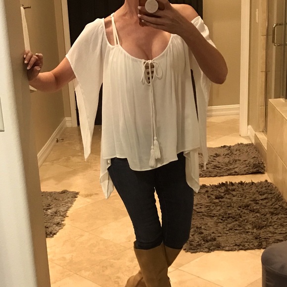 Maronie Tops - Maronie White Cold Shoulder Batwing Sleeve Blouse Top with front Keyhole Tie.